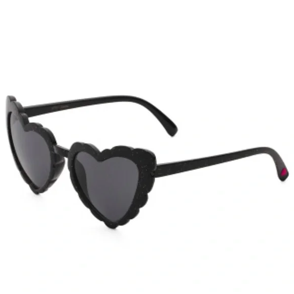 Betsey Johnson Accessories Betsey Johnson True To Heart Sunglasses Black Cat Eye Scalloped Heart Shape Poshmark